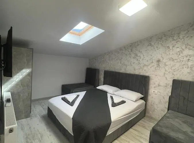 Ama Boutique Constança