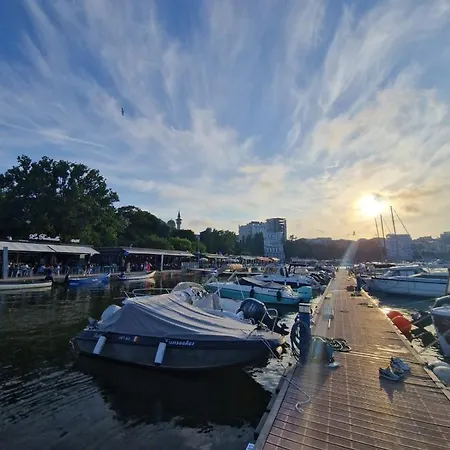 Ama Boutique * Constança